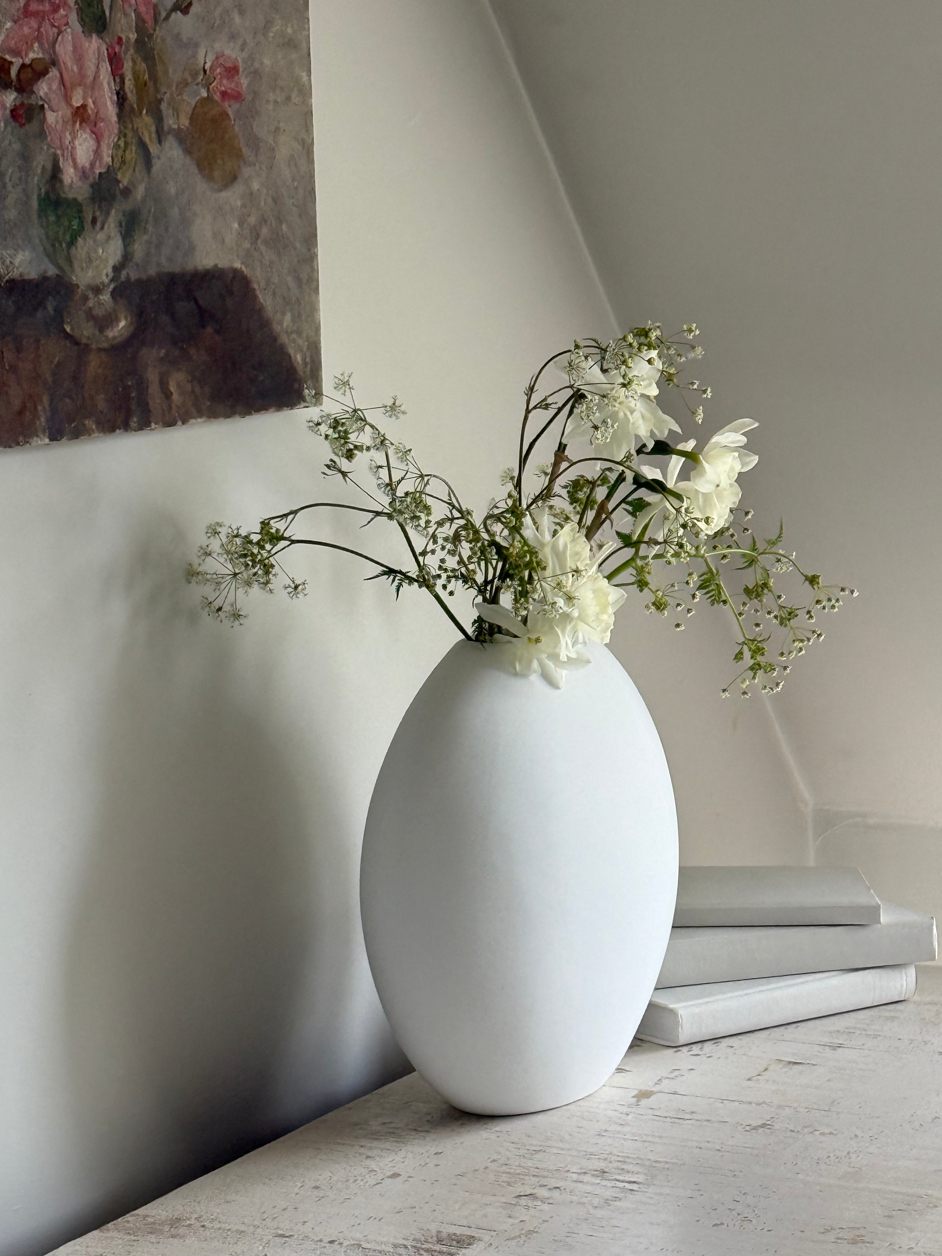 30cm Pastille Vase White